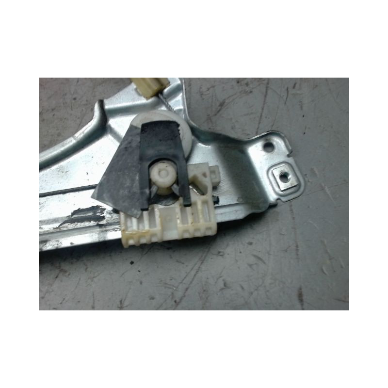 MECANISME+MOTEUR LEVE-GLACE AVANT GAUCHE RENAULT CLIO III 2005-
