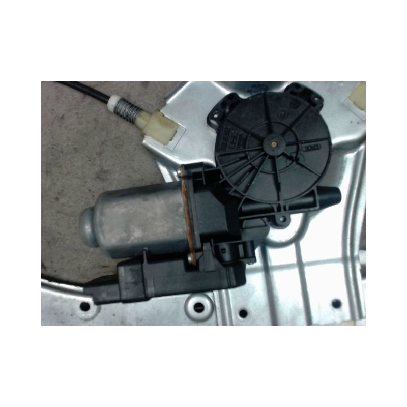 MECANISME+MOTEUR LEVE-GLACE AVANT GAUCHE RENAULT CLIO III 2005-