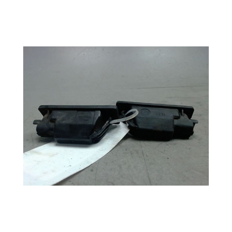 ECLAIREUR PLAQUE DE POLICE PEUGEOT 307