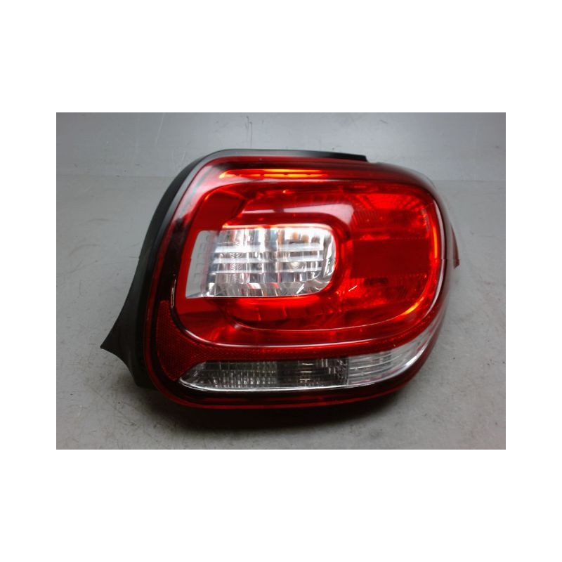 FEU ARRIERE DROIT CITROEN DS3 PHASE 1 1.6 HDI - 8V TURBO