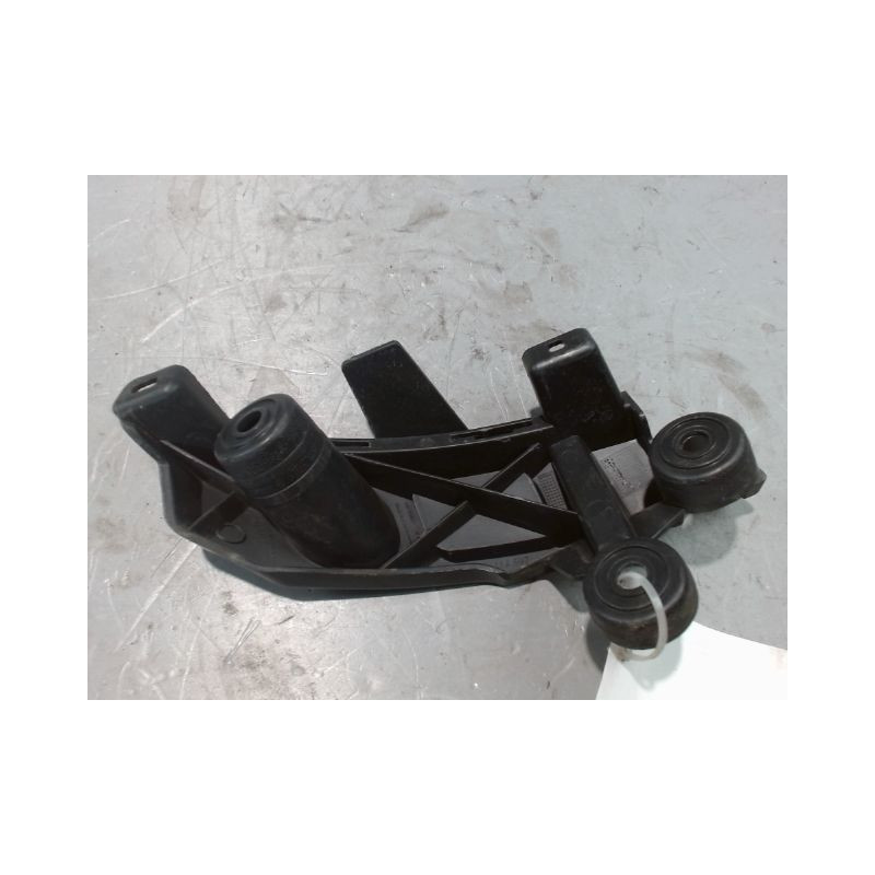 SUPPORT PARE-CHOC ARD CITROEN C3 2009-