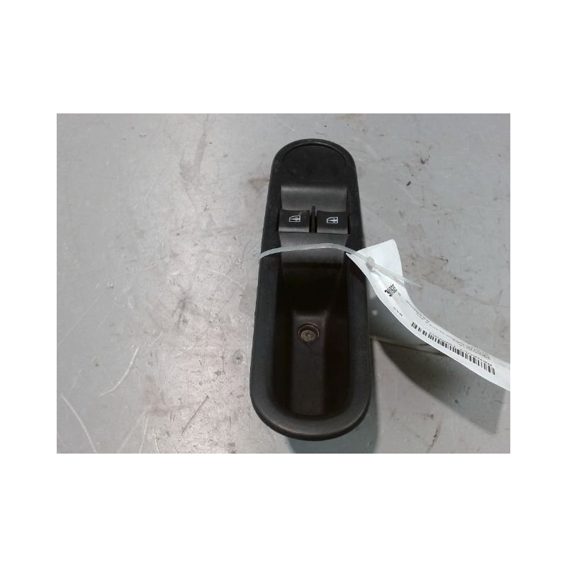 COMMANDE LEVE-GLACE PORTE AVG RENAULT TWINGO