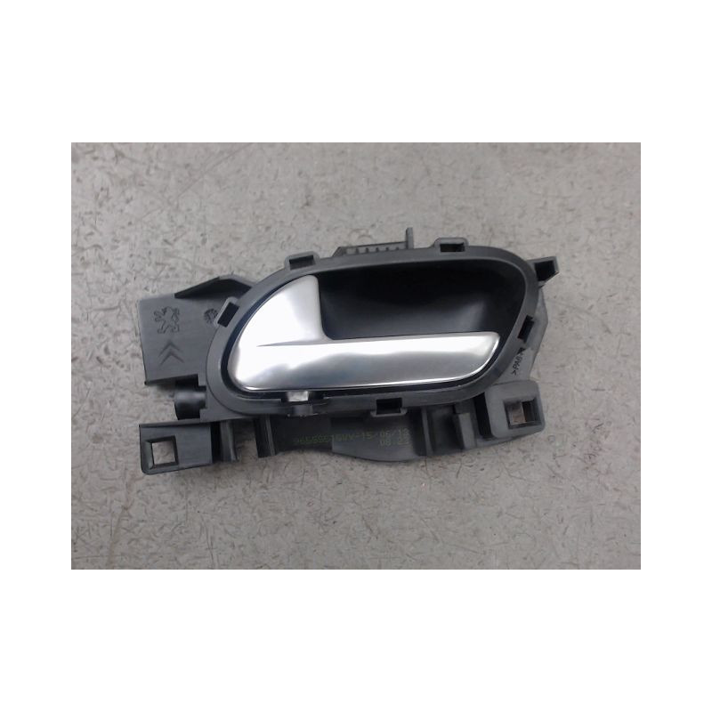 POIGNEE INTERIEURE PORTE AVANT GAUCHE PEUGEOT 2008