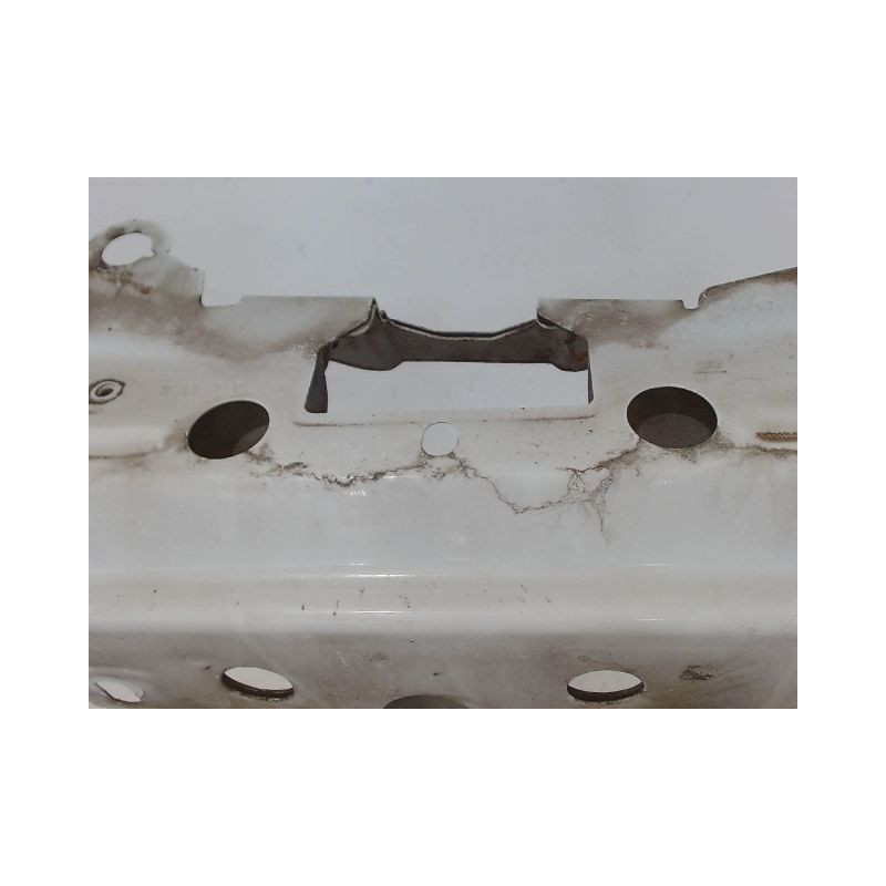 TRAVERSE SUPERIEURE ARMATURE AVANT RENAULT TWINGO