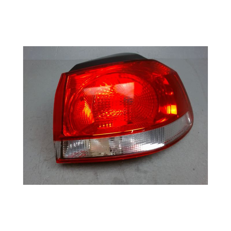 FEU ARRIERE DROIT VOLKSWAGEN GOLF VI 2008-