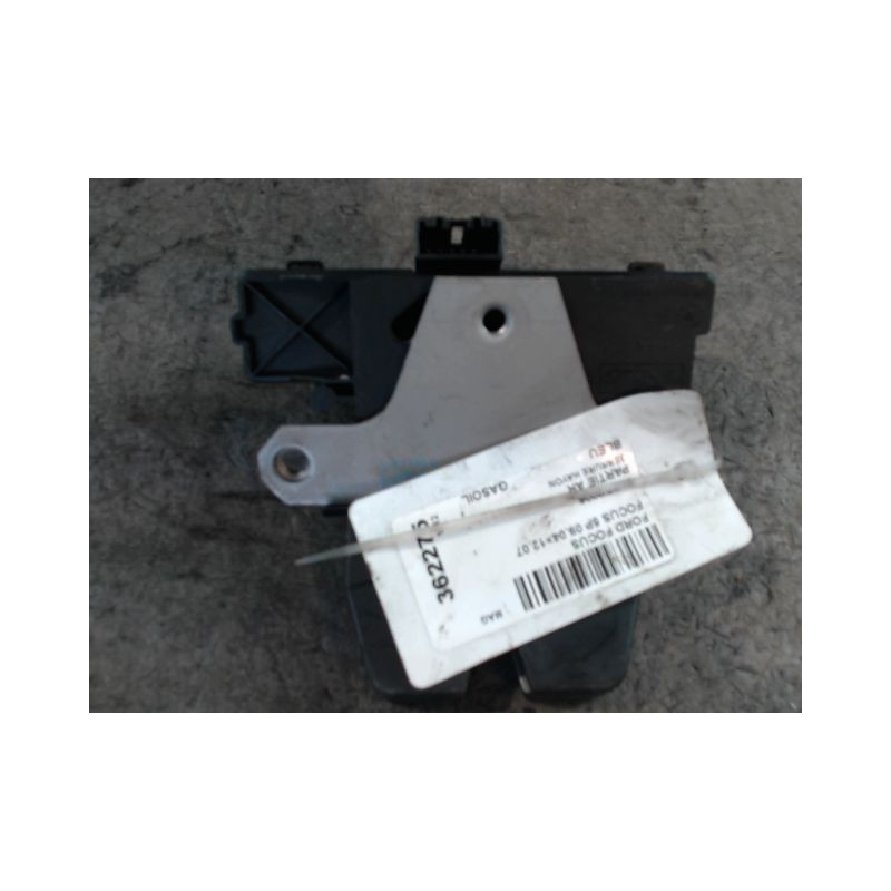 SERRURE HAYON  FORD FOCUS 04-07