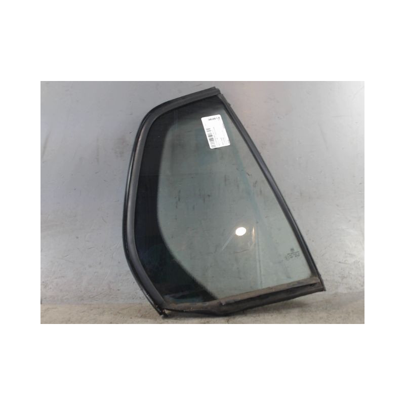 GLACE FIXE PORTE ARD VOLKSWAGEN GOLF V 2003-2009