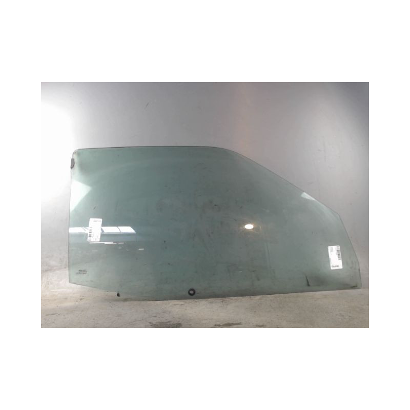 GLACE PORTE AVD CITROEN SAXO 99-