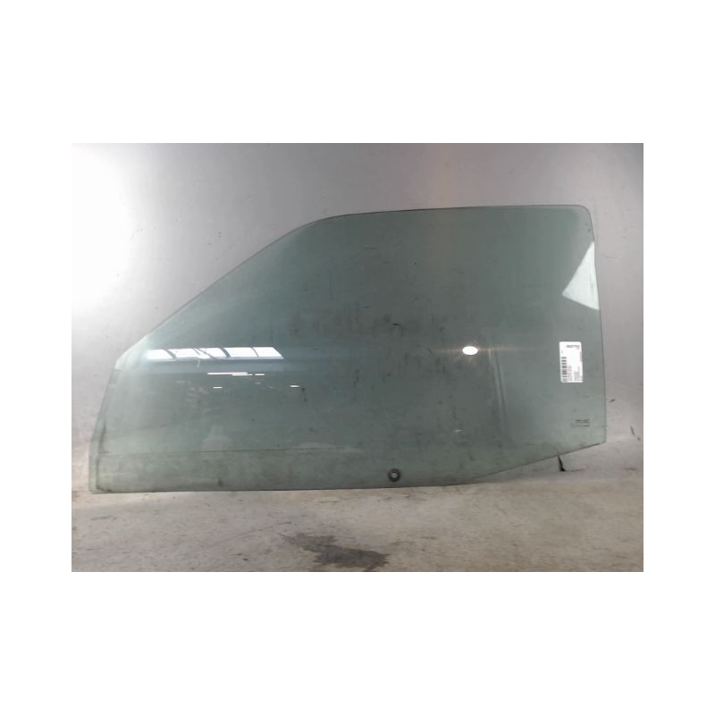 GLACE PORTE AVG CITROEN SAXO 99-