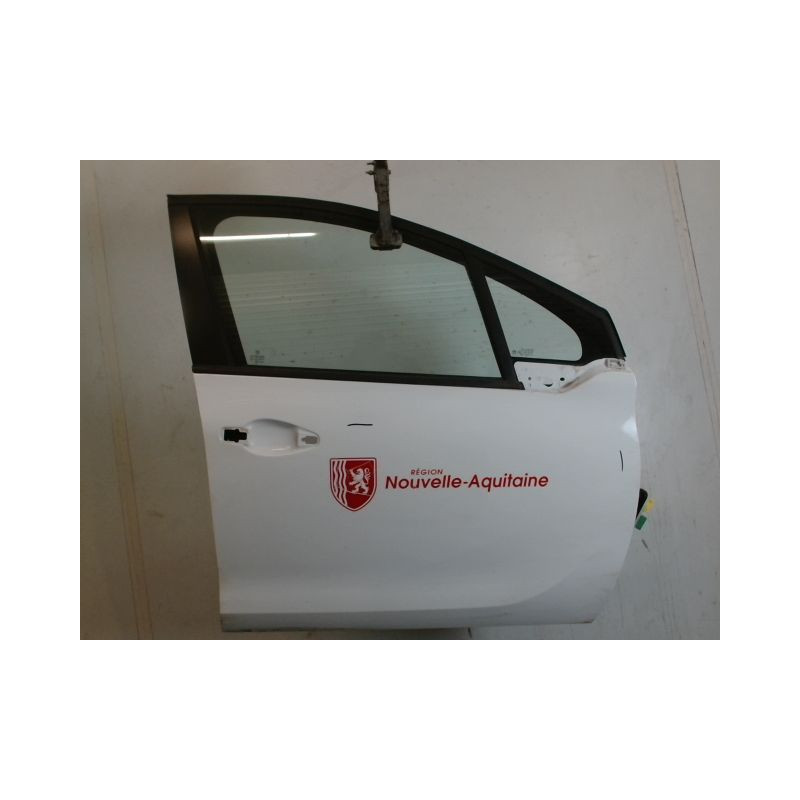 PORTE AVANT DROIT PEUGEOT 208