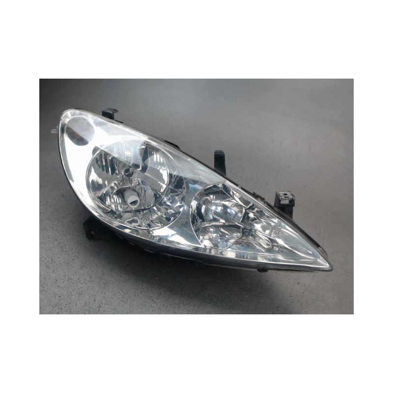 PHARE DROIT PEUGEOT 307