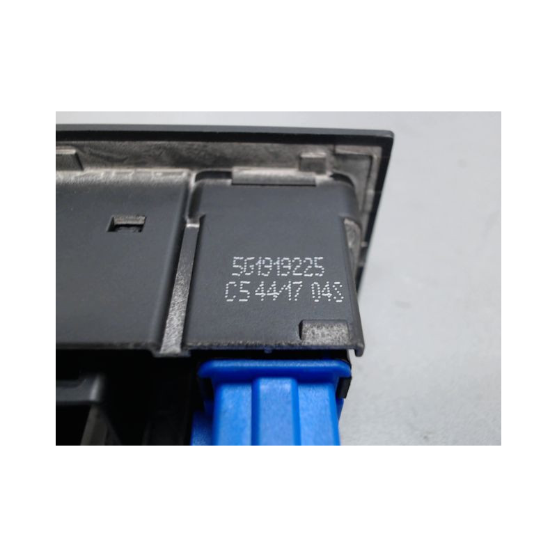 BOUTON DE WARNING VOLKSWAGEN GOLF