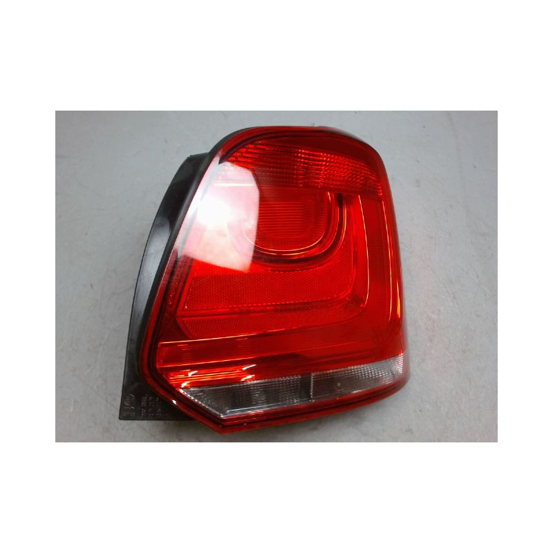FEU ARRIERE DROIT VOLKSWAGEN POLO 2009-