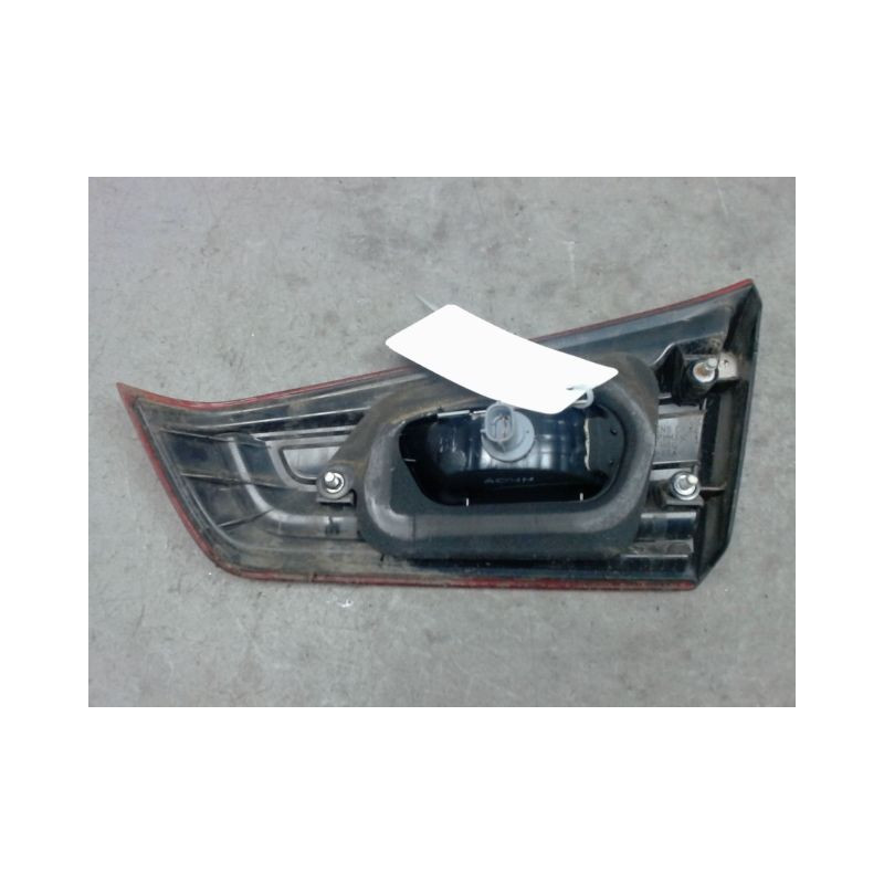 FEU ARRIERE INTERIEUR GAUCHE MITSUBISHI ASX