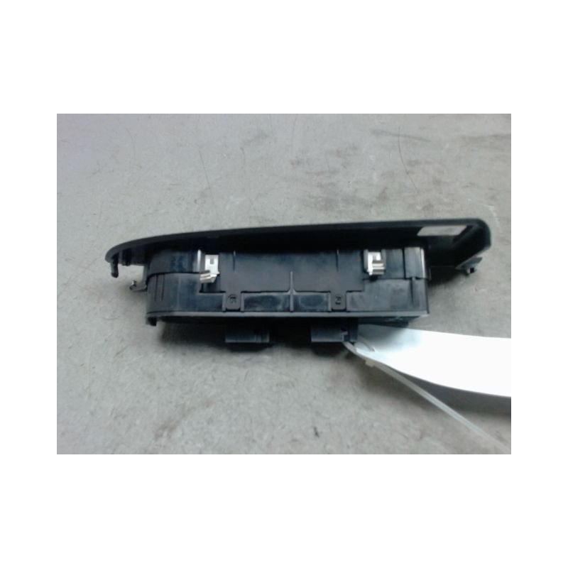 COMMANDE LEVE-GLACE PORTE AVG ALFA ROMEO GUILIETTA 2010-