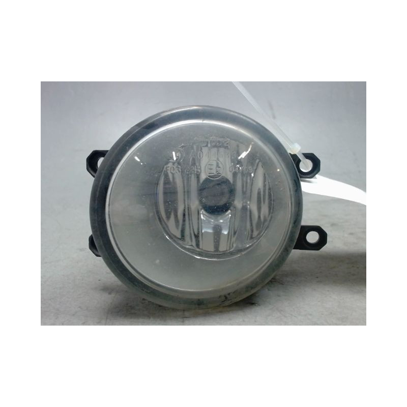 PHARE ANTIBROUILLARD AVANT GAUCHE TOYOTA AURIS 2007-