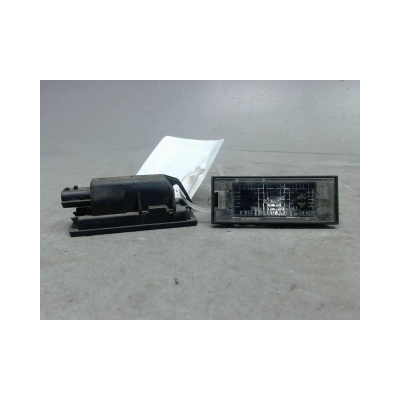 ECLAIREUR PLAQUE DE POLICE RENAULT CLIO III 2005-