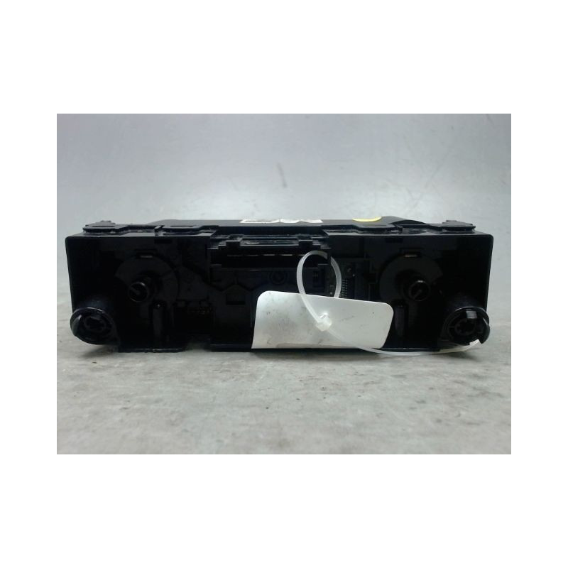 COMMANDE DE CHAUFFAGE VOLKSWAGEN POLO 5 PHASE 2 1.4 TDI - 12V T