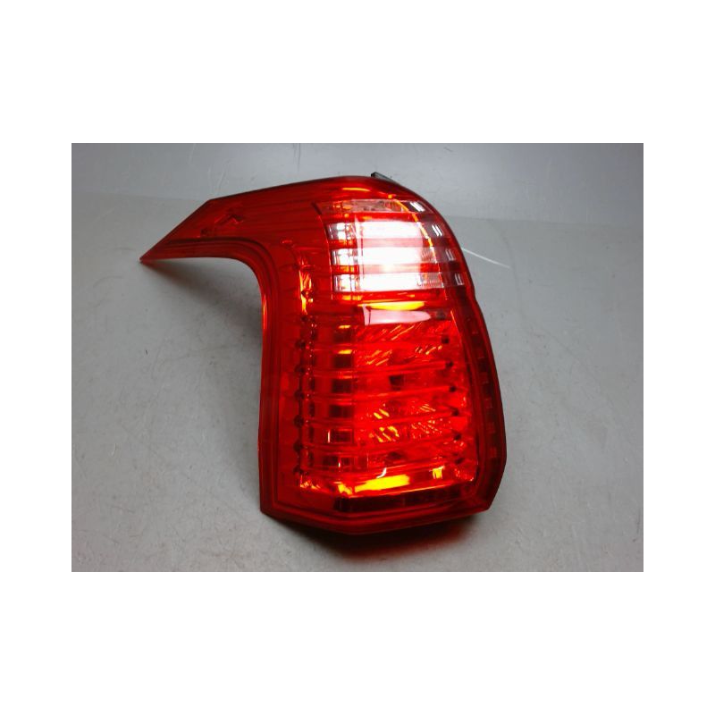 FEU ARRIERE GAUCHE  PEUGEOT 5008 1 PHASE 1 2.0 HDI - 16V T