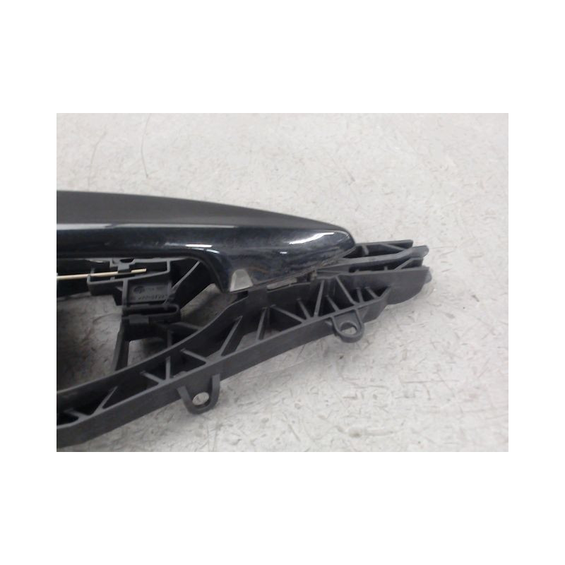 POIGNEE EXTERIEURE PORTE AVANT DROIT B.M.W. X1