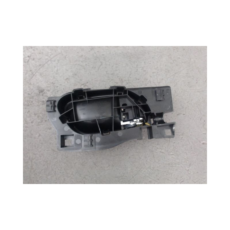 POIGNEE INTERIEURE PORTE AVANT GAUCHE CITROEN C4