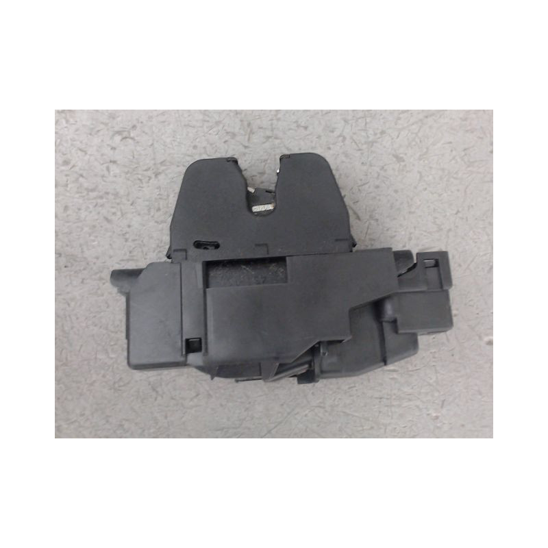SERRURE HAYON  CITROEN C4