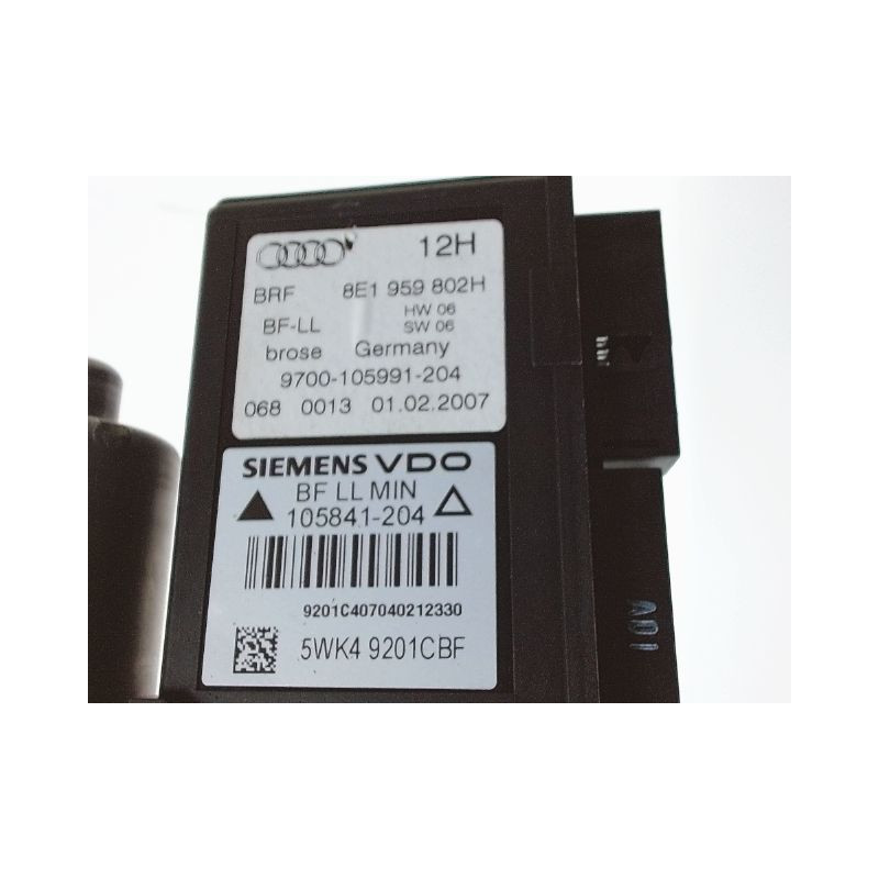 MECANISME+MOTEUR LEVE-GLACE AVANT DROIT AUDI A4 2004-