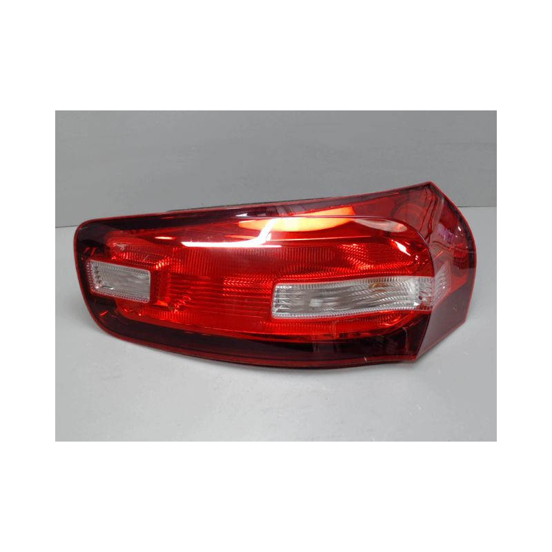 FEU ARRIERE DROIT CITROEN C4