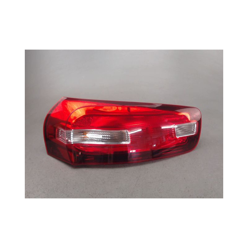 FEU ARRIERE GAUCHE  CITROEN C4