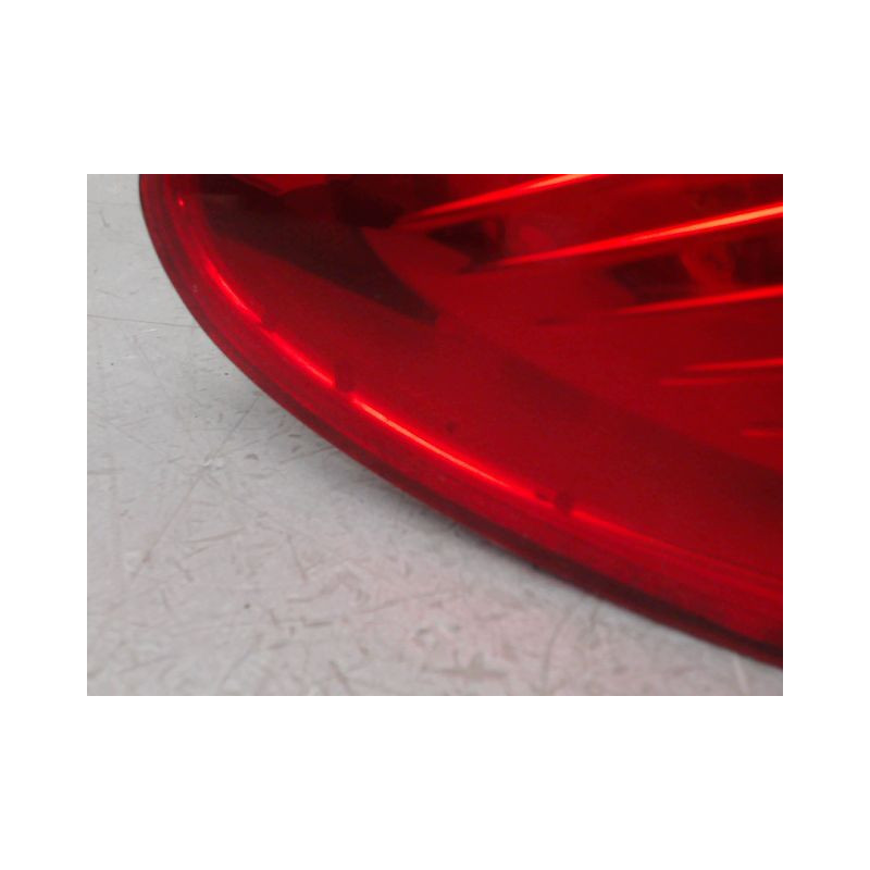 FEU ARRIERE GAUCHE  PEUGEOT 206