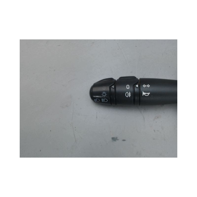 COMMANDE CLIGNOTANT DACIA SANDERO
