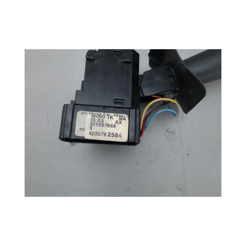 COMMANDE CLIGNOTANT DACIA SANDERO