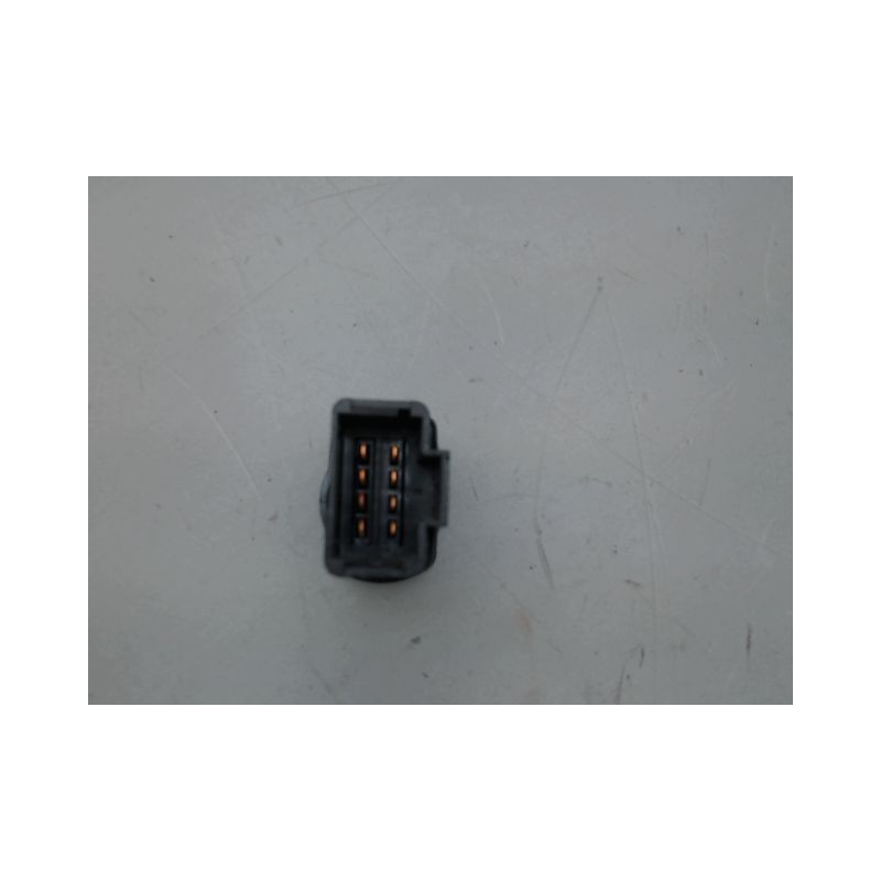 BOUTON DE WARNING DACIA SANDERO