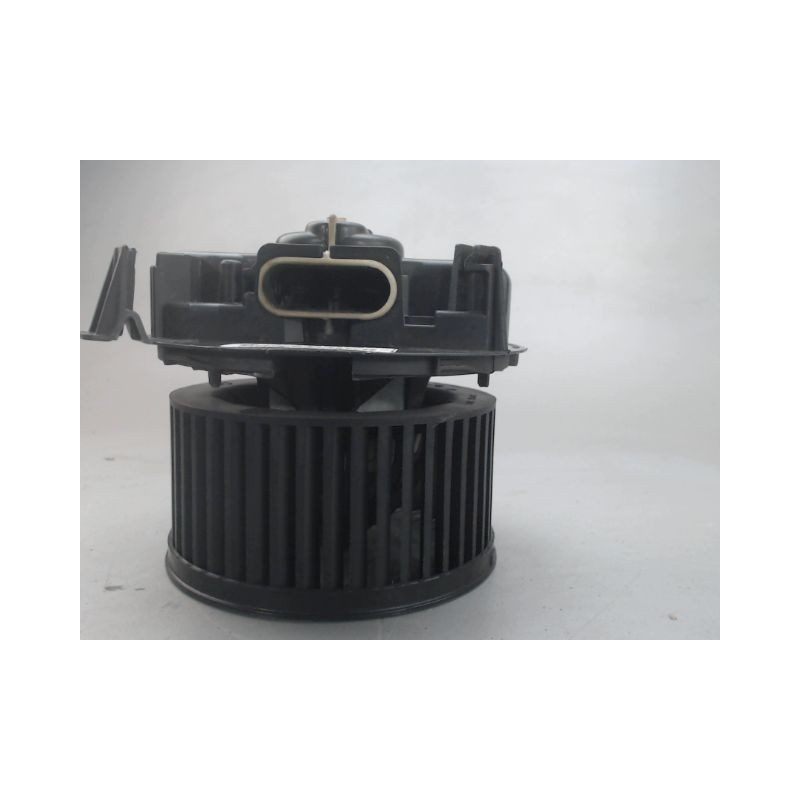 MOTEUR VENTILATEUR CHAUFFAGE RENAULT CLIO