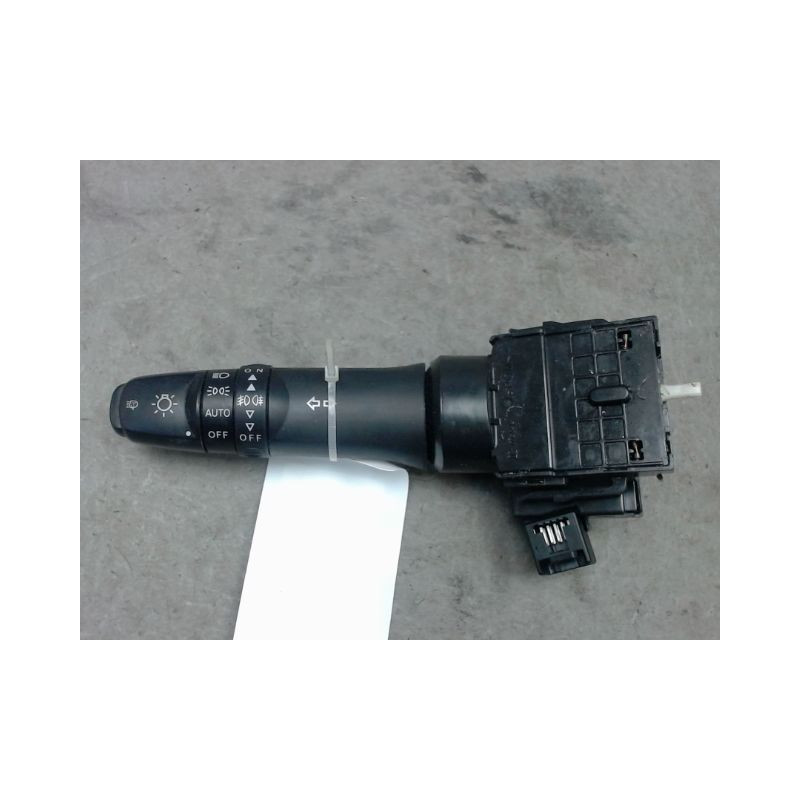 COMMANDE CLIGNOTANT MITSUBISHI ASX