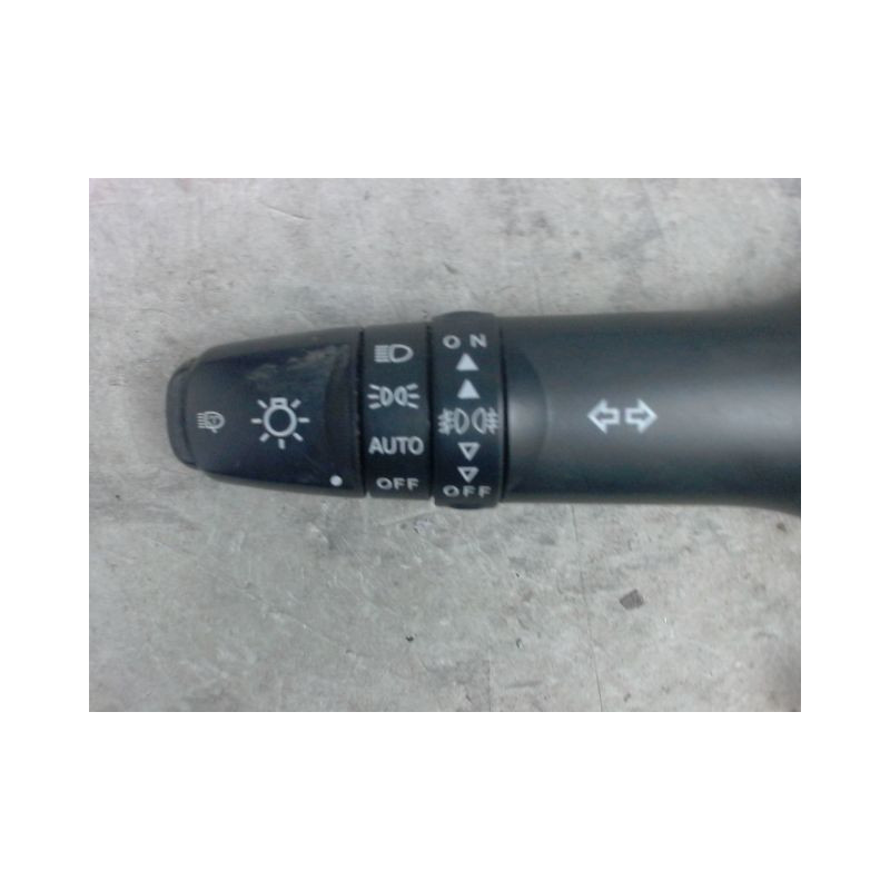 COMMANDE CLIGNOTANT MITSUBISHI ASX