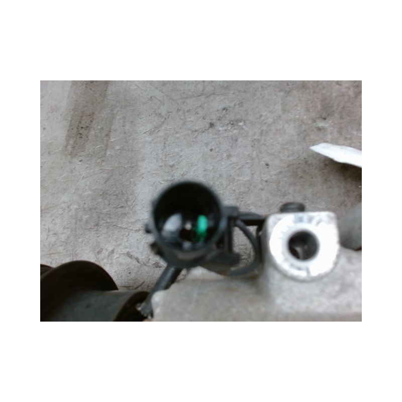 COMPRESSEUR AIR CONDITIONNE KIA RIO