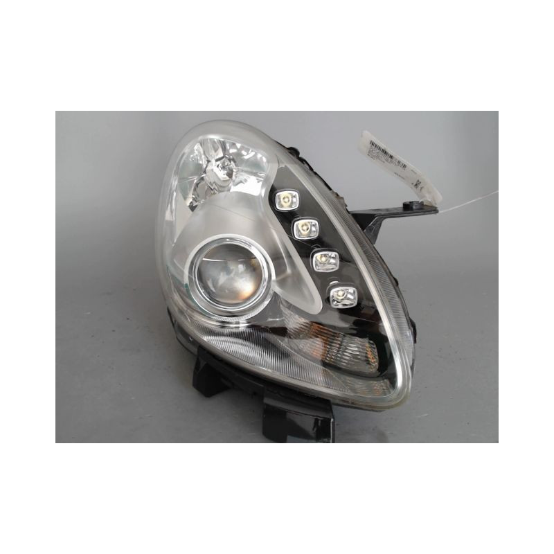 PHARE DROIT ALFA ROMEO GUILIETTA 2010-