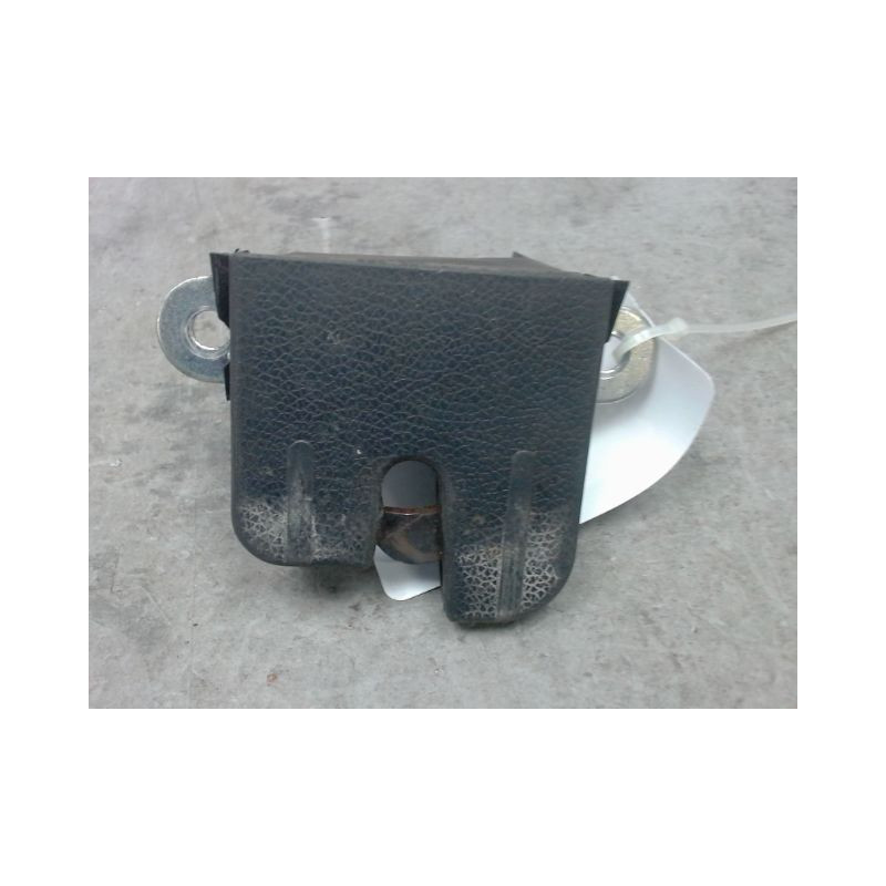 SERRURE HAYON  VOLKSWAGEN GOLF VI 2008-
