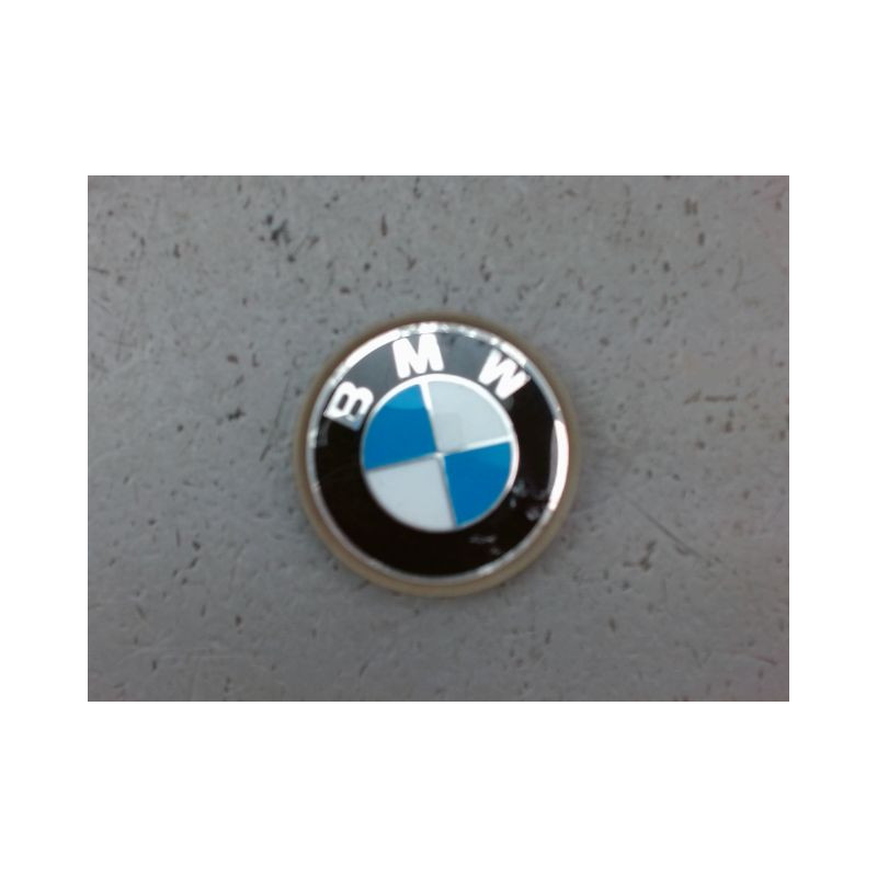 ENJOLIVEUR DE ROUE BMW SERIE 3 BERL. V Phase 2 (E90) 2008-2011