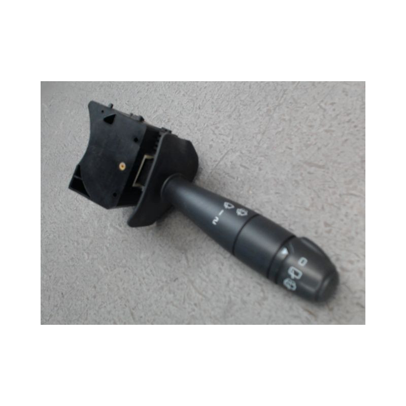 COMMANDE ESSUIE GLACE DACIA DUSTER