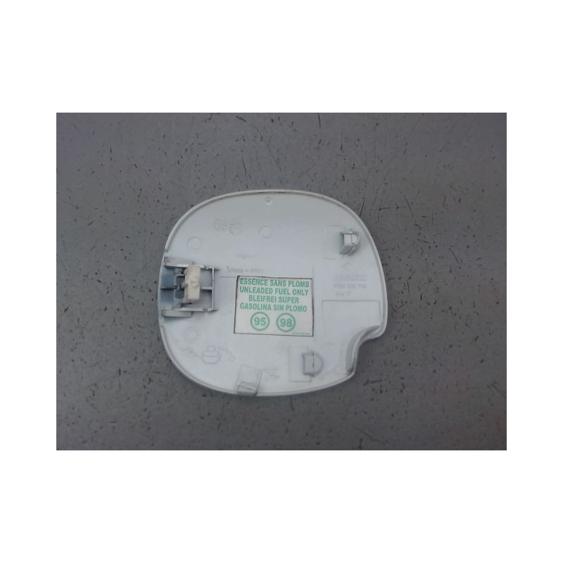 VOLET DE TRAPPE CARBURANT RENAULT CLIO