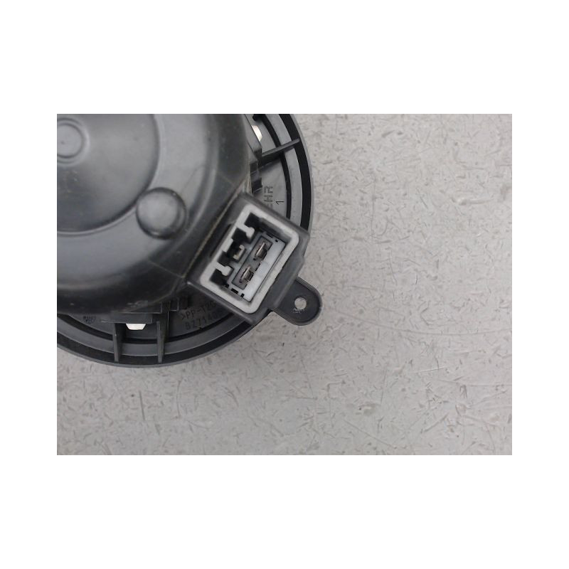 MOTEUR VENTILATEUR CHAUFFAGE RENAULT TWINGO