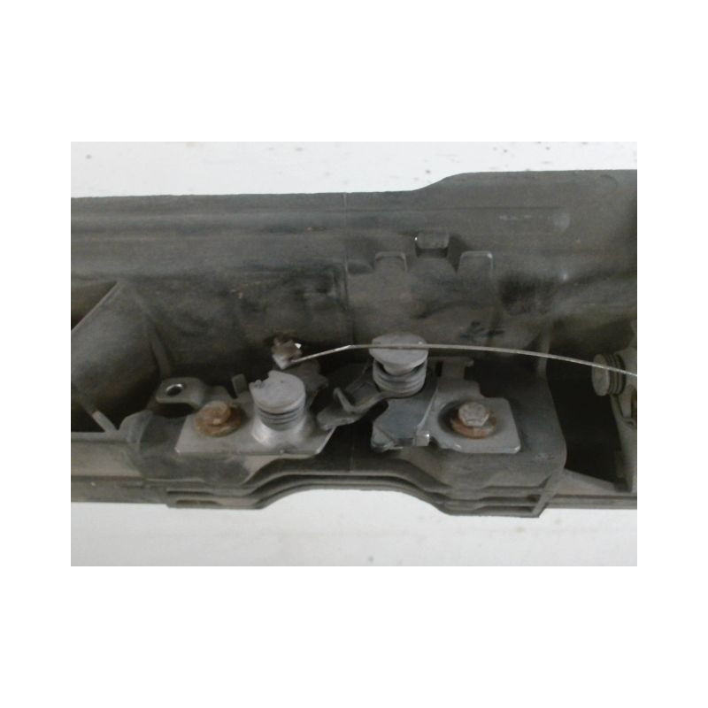 TRAVERSE SUPERIEURE ARMATURE AVANT PEUGEOT 308
