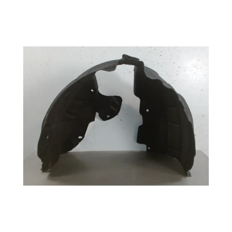 PARE-BOUE AVANT DROIT RENAULT MEGANE