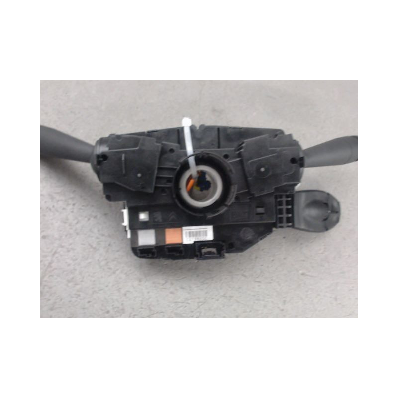 BLOC COMMODOS PEUGEOT 2008
