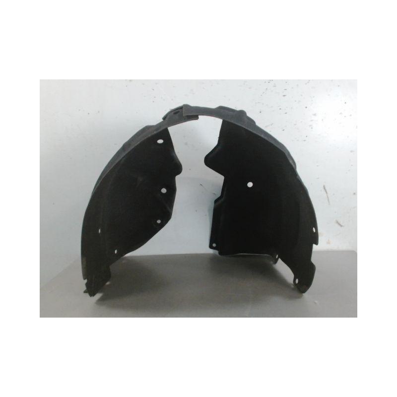 PARE-BOUE AVANT DROIT RENAULT MEGANE