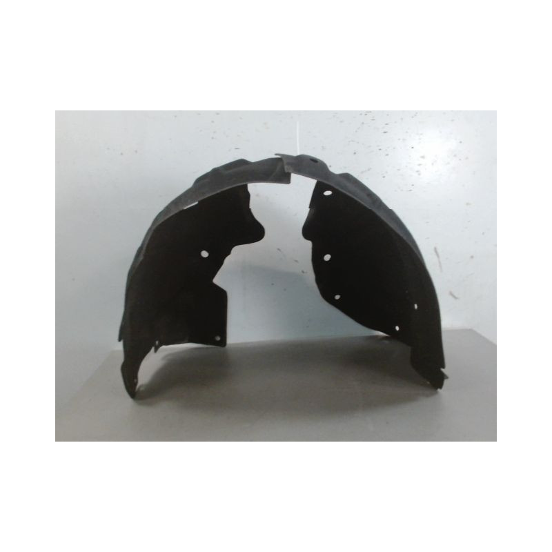 PARE-BOUE AVANT GAUCHE RENAULT MEGANE