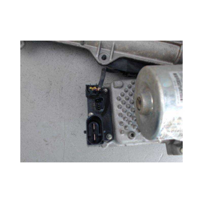 CREMAILLERE PEUGEOT 207