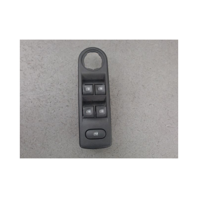COMMANDE LEVE-GLACE PORTE AVG RENAULT CAPTUR